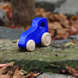 Wood Tractor Blue - thumbnail 2