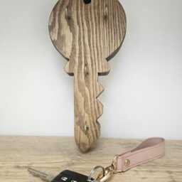 Handmade Wooden Key Holder - Rustic Key-Shaped Wall Hook Wood Rack Entryway Organiser Gift For New Home - thumbnail 4