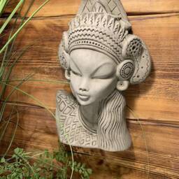 stone Garden Wall Hanging African Warrior Lady Woman Plaque Ornament - thumbnail 3