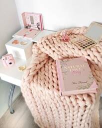 Chunky Knit Throw. 100% Finest Merino Wool. Handmade in The Usa