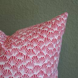 Red Shell Pillow Cover, Geometric Pillow, Decorative Accent Sofa Throw Cotton Print Cushion - thumbnail 3