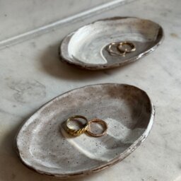 Ceramic Jewelry Tray, Handmade Stoneware Dish For Soap & Rings - thumbnail 2