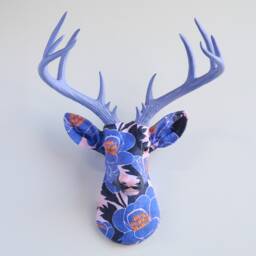 Faux Taxidermy Deer Head Fabric Wall Mount - Decor Very Peri Poppies Fad5700/Fad5723 - thumbnail 3
