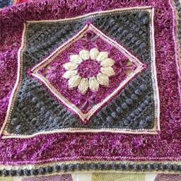 Hand Crocheted - Charlottes Dream King Size Bed Spread Throw - thumbnail 4