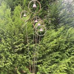 Metal Garden Rusty Steel Bells in Circles Spray Stake - thumbnail 2