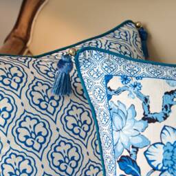 Blue Porcelain Pillow Cover, Chinoiserie Floral Cushion, Tassel Sofa Decor - thumbnail 3