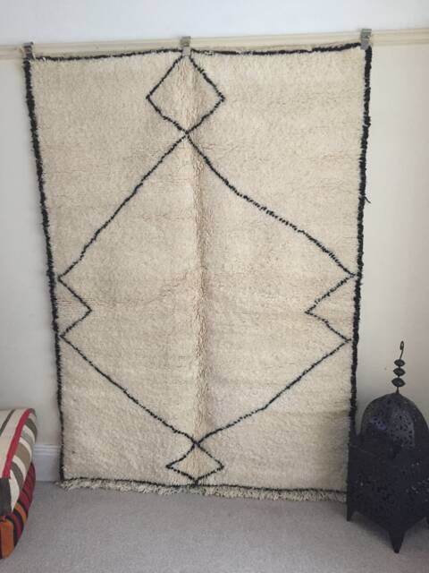Beni Ourain Rug - Moroccan Handwoven Rug, Pure Wool, Ivory With Black Marks/160 X 220 cm 5.24 7.21 Ft Code 021 - image 1