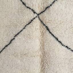 Beni Ourain Rug - Moroccan Handwoven Rug, Pure Wool, Ivory With Black Marks/160 X 220 cm 5.24 7.21 Ft Code 021 - thumbnail 3