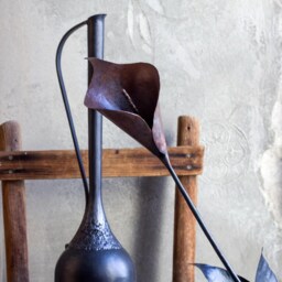 Calla Lily Metal Sculpture Flower in Vase, Art By The Steel Style Things, 7Th Or 6Th Anniversary Gift - thumbnail 3