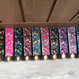 William Morris Strawberry Thief Door Stop Wedge Recycled Hardwood, 12 Colours - thumbnail 2