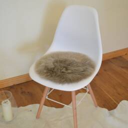 Seat Cover/Pad Made Out Of Natural Lambskin Sheepskin in The Colour Taupe - Grey/Brown 40cm - thumbnail 2