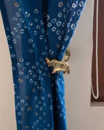 Elephant Curtain Tie Back Holder, Set Of 2, Brass 2x Large Back, Decor Handmade, Window Treatments - thumbnail 1