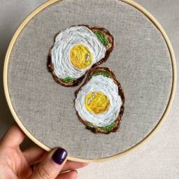 Avocado Toast With Egg Embroidery Hoop Art, Breakfast Wall Hanging Decor, Embroidered Food Art Kitchen - thumbnail 2