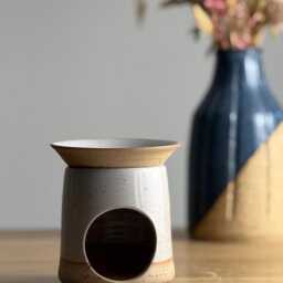 Handmade Stoneware White Oil Burner - Artisan Candle Holder Ceramic Melter Pottery Wax Melt Burner- Essential Aromatherapy Gift - thumbnail 2