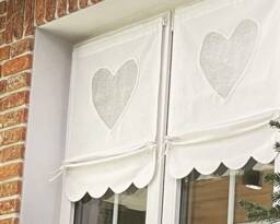 Shabby Chic Heart Roller Blind Made Of Linen Tunnel - Rustic Blinds For The Living Room in A Country Scandinavian Style Window Frame Or Door To