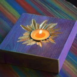 Wood Tealight Candle Holder Old Boat Style Purple & Turquoise With Unique Coastal Cottage Carved Sunshine Centre Gold Highlighting - thumbnail 3
