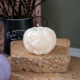 Handmade Pumpkin Face Candle Eco-Friendly Soy & Beeswax Halloween Decor - thumbnail 4