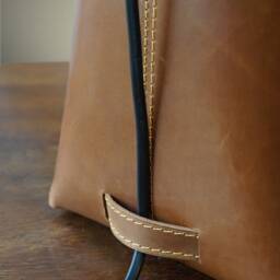Table Lamp, With Valet Tray, For Bedside Night Light , Nightstand Lamp Leather Basket - thumbnail 4