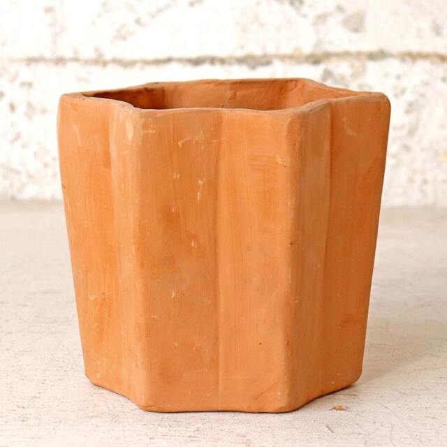 star Terracotta Plant Pot - image 1