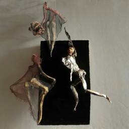 Female Empowerment Wall Hanging Living Room Dramatic Decor Metal Contemporary Wire Mesh Sculpture Ooak - thumbnail 2