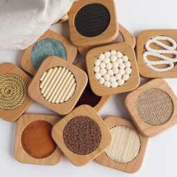 Montessori Wooden Sensory Cards - Tactile Baby Toy For Motor Skills - thumbnail 3
