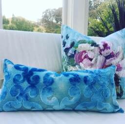 stunning Pillow Cover Iridato Sky 12x26, 2017 Collection Designers Guild, Reverse Padua Cobalt - thumbnail 1