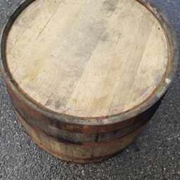 Flat Top Oak Whiskey Barrel - Ideal Garden Table, Coffee Table , Side Stand, Patio Drinks - thumbnail 4