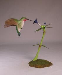 Open-Winged Broad-Tailed Hummingbird No.4 Hand Carved Wooden Bird - thumbnail 2