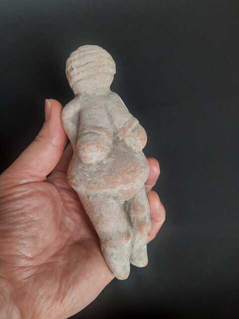 Venus Of Willendorf Statue Handcrafted Terracotta Fertility Goddess Replica - image 1