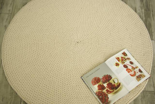 Handmade Round Cotton Rug Chunky Washable Nursery Carpet - image 1