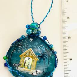 Hand-Painted Nativity Scene Sea Glass Christmas Ornament - thumbnail 4