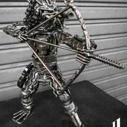 Mini Metal Hunter Archer - Small Item - thumbnail 2