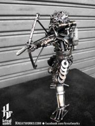 Mini Metal Hunter Archer - Small Item - thumbnail 1
