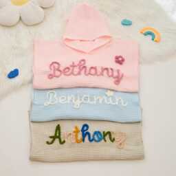 Personalized Hand-Crocheted Name Hooded Baby Towel, Custom Flower Mothers Day Gift For New Mom - thumbnail 2