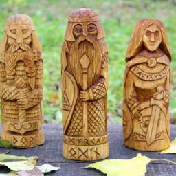 Hand Carved Wooden Thor Statue. - 7.8 Inches Norse Vikings God Figurine - thumbnail 4
