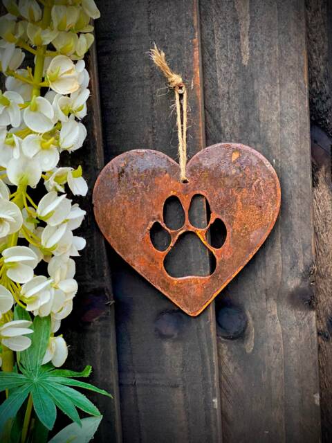 Love Heart Dog Cat Paw Pet Memorial Rustic Rusty Art Wall Hanging Present Gift Idea - image 1