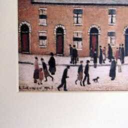 L.s. Lowry Art Print - Britain At Play Lincoln Walnut Finish Frame With Mount & Textured Image - thumbnail 3