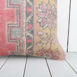 Turkish Kilim Pillow Cover 20x20 Pink Anatolian Throw - thumbnail 2