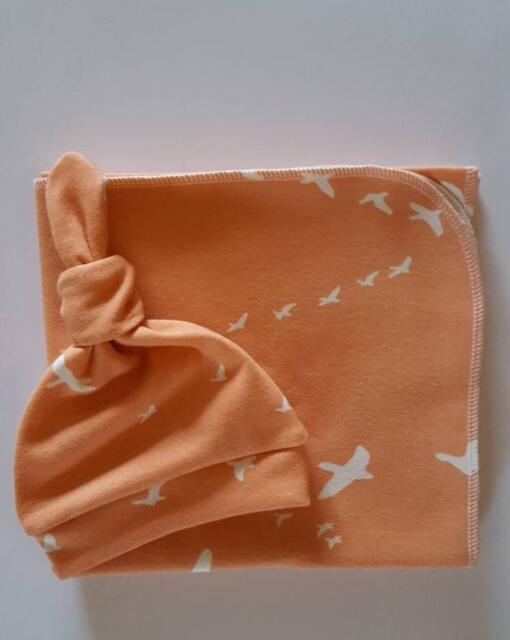 Birds Organic Swaddle Blanket & Newborn Hat Set. Take Home Peach Baby Shower Gift. Photo Prop - image 1