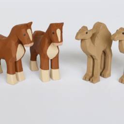Hand Carved Wooden Noah's Ark Animals Donkey, Draft Horse, One Hump Camel & Spotted Ponies - thumbnail 4