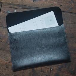 Montana Grained Leather A4 Document Folder 13 - thumbnail 4