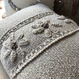 Edelweiss Knit Pillowcase Organic Linen Lumbar Pillow Cover - thumbnail 1