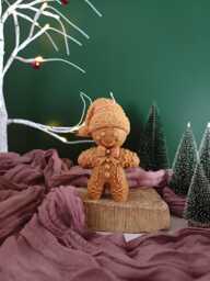 Gingerbread Man Christmas Candle Eco-Friendly Soy & Beeswax, Decor - thumbnail 1