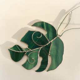 stain Glass Green Monstera Suncatcher Grandmom Leaf House Home Decor Window Wall Mothers Grandma Gift Woman Cling Art - thumbnail 2