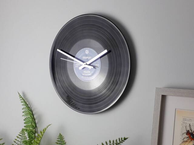 Personalised Vinyl Record Clock - image 1