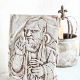 Blessing Icon Plaster Art Wall Sculpture Ornament, Bas Artwork Relief Panel, Textured Gypsum Portrait, Catholic Religious - thumbnail 2