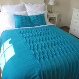 Pintuck Linen Duvet Cover, Emerald Teal Green, Shabby Chic Bedding - thumbnail 2