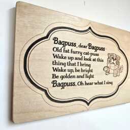 Lovely Bagpus Engraved Wooden Wall Art, Cat Character Poem Wood Hanging Picture, Tv Decorative Home Room Decoration - thumbnail 2