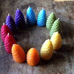 Beeswax Pine Cone Candles - Set Of 2 Natural Yellow Holiday Decor - thumbnail 2