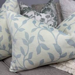 Duck Egg Leaf Design Cushion Cover, Decorative Sofa Pillow Modern Countryside Rectangle Scatter - thumbnail 2